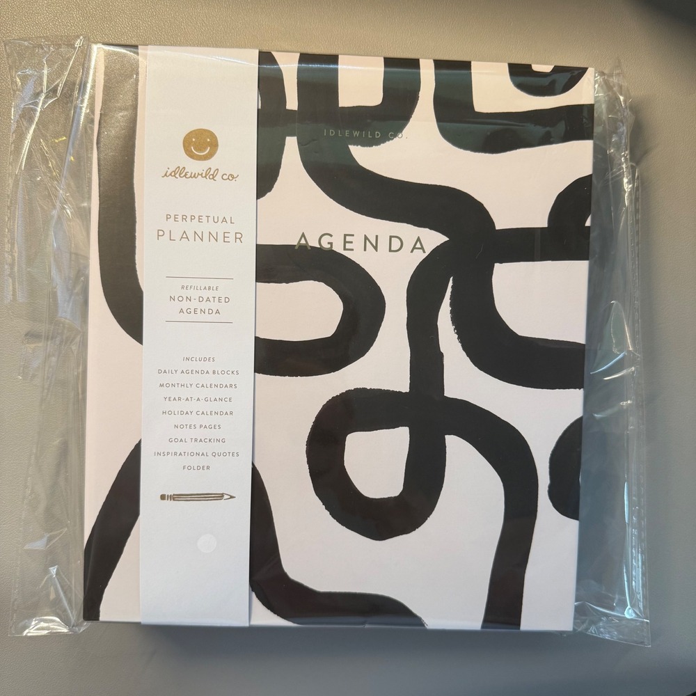 Idlewild Co Perpetual Planner Non-Dated Agenda Black White Abstract Refillable